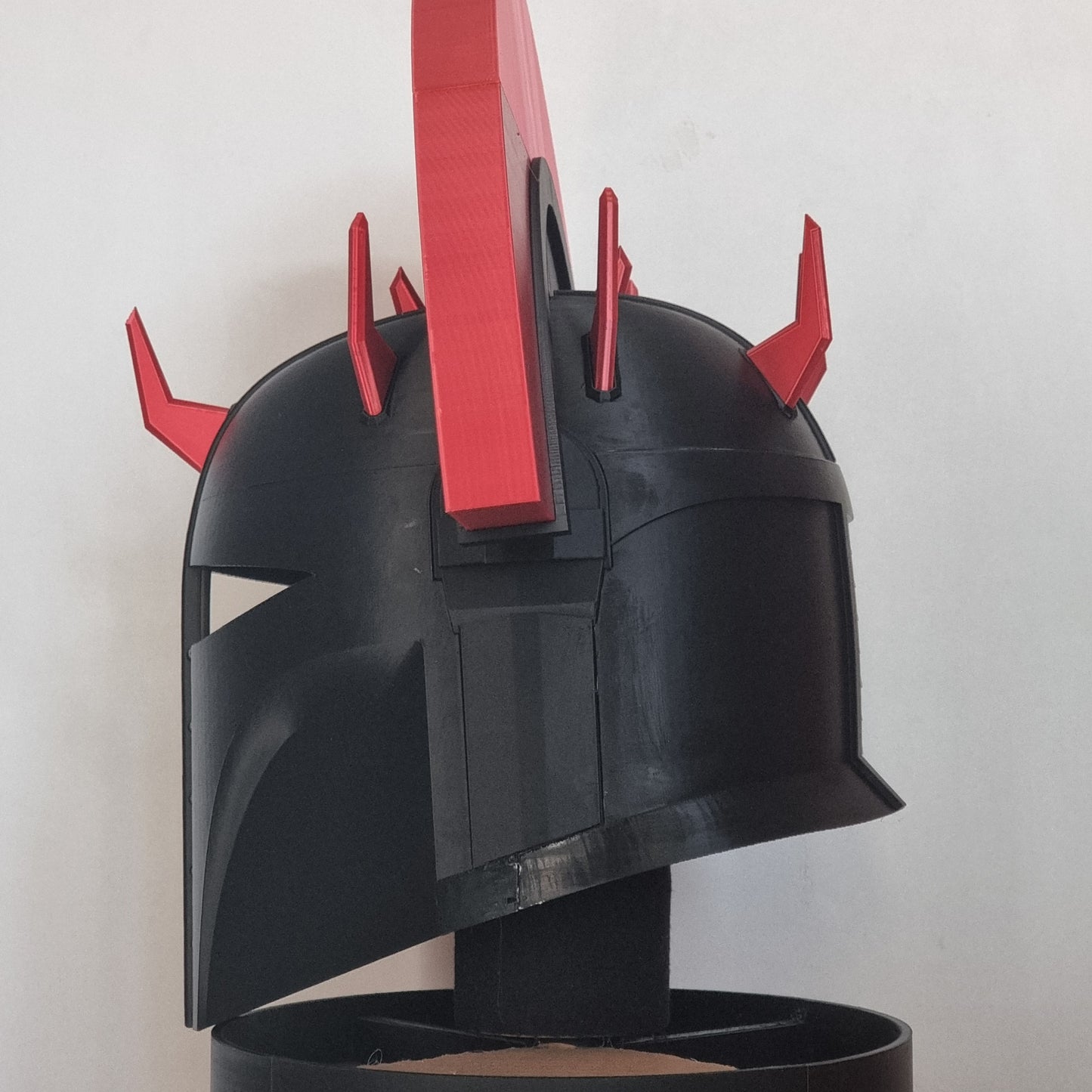 Mandalorian Helmet "Tool Cabinete"